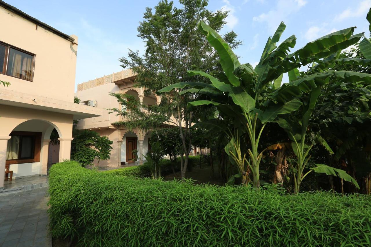 Hotel Sunbird Bharatpur Luaran gambar