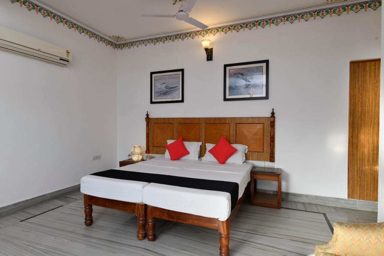 Hotel Sunbird Bharatpur Luaran gambar