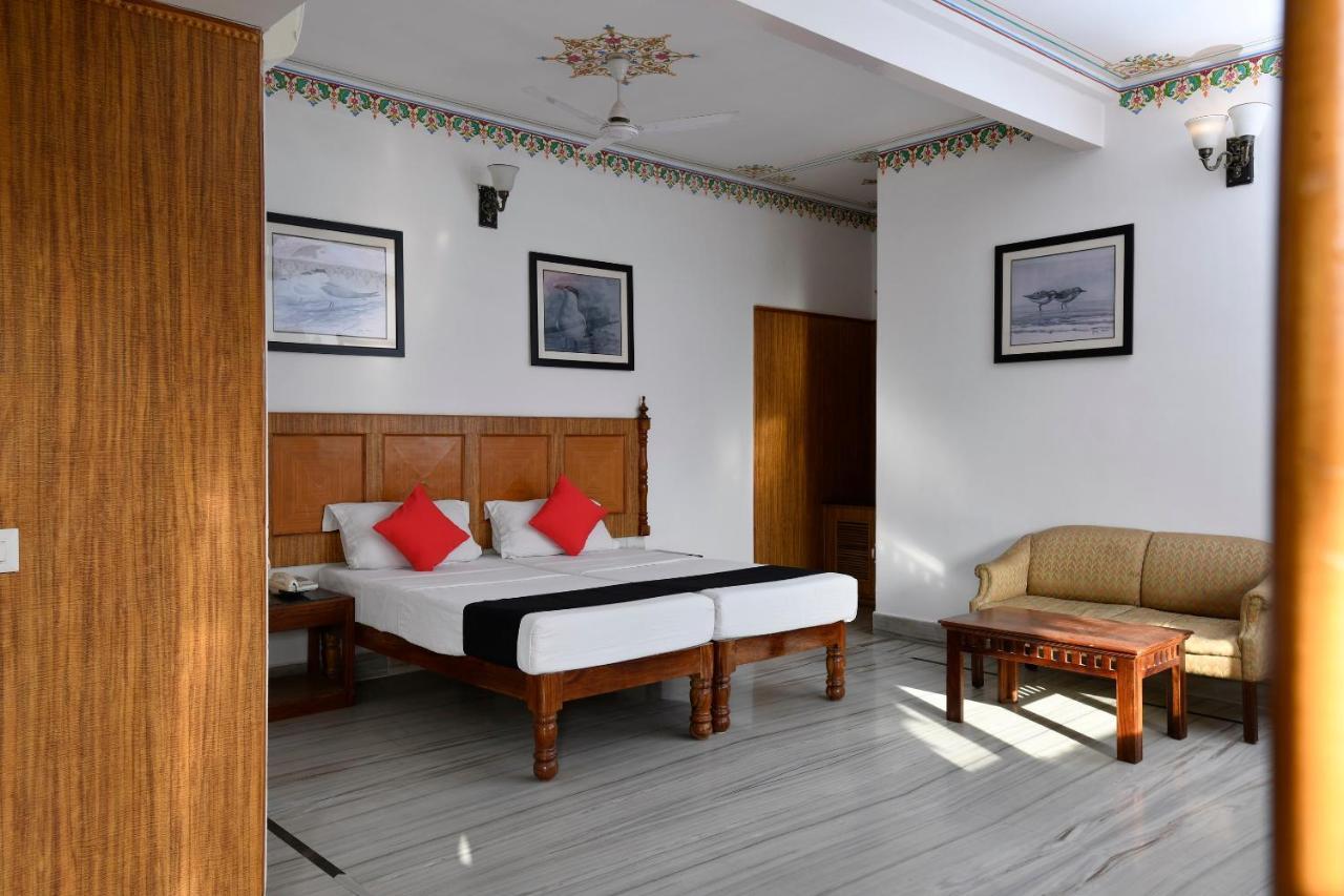Hotel Sunbird Bharatpur Luaran gambar