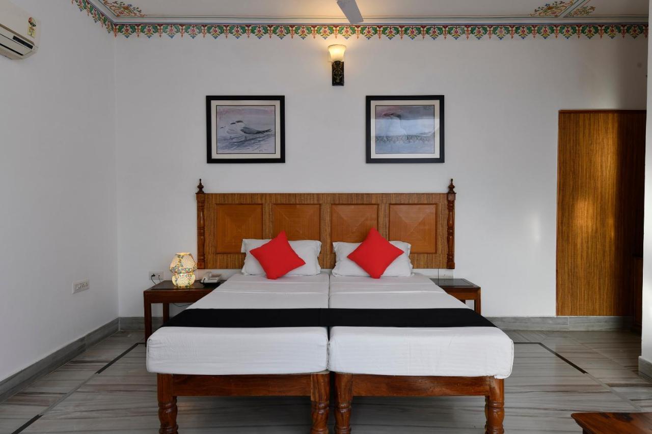 Hotel Sunbird Bharatpur Luaran gambar