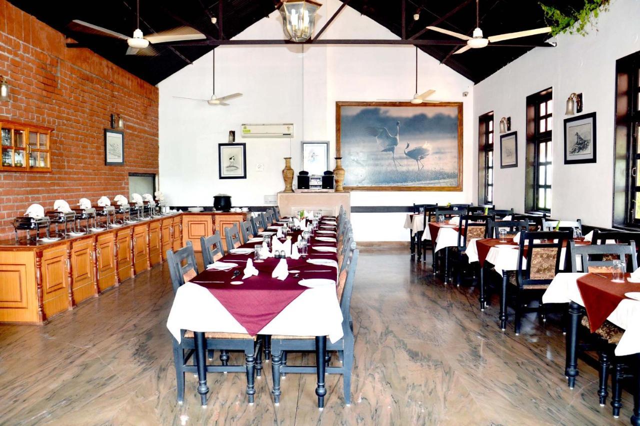 Hotel Sunbird Bharatpur Luaran gambar