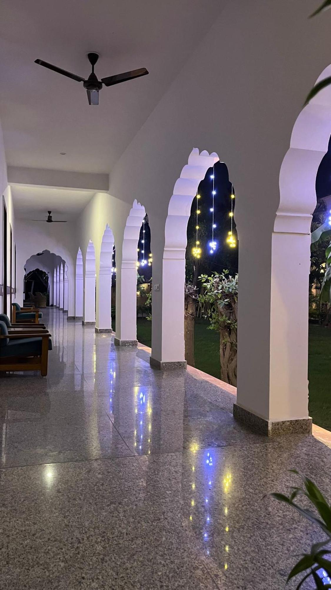 Hotel Sunbird Bharatpur Luaran gambar