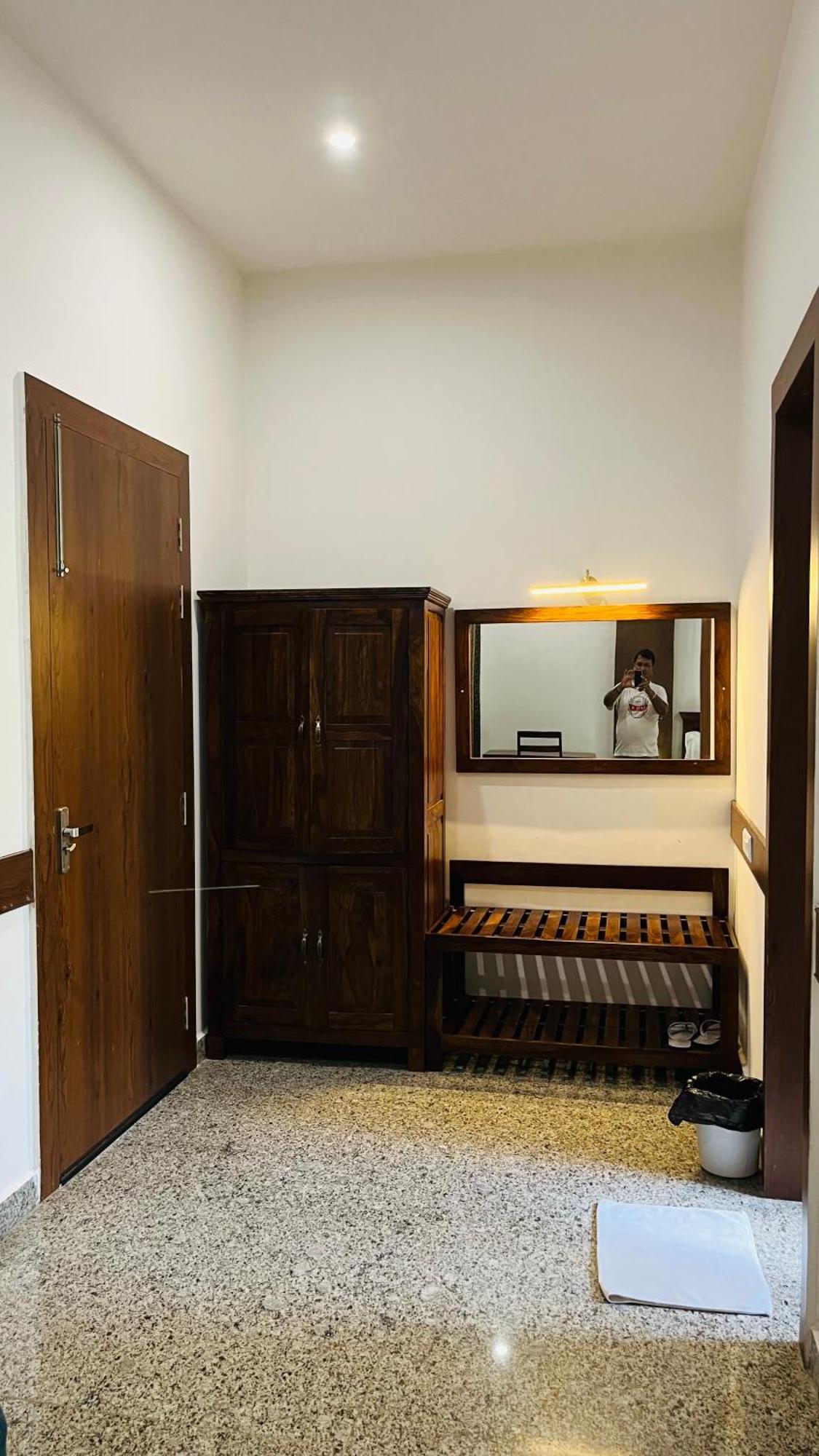 Hotel Sunbird Bharatpur Luaran gambar