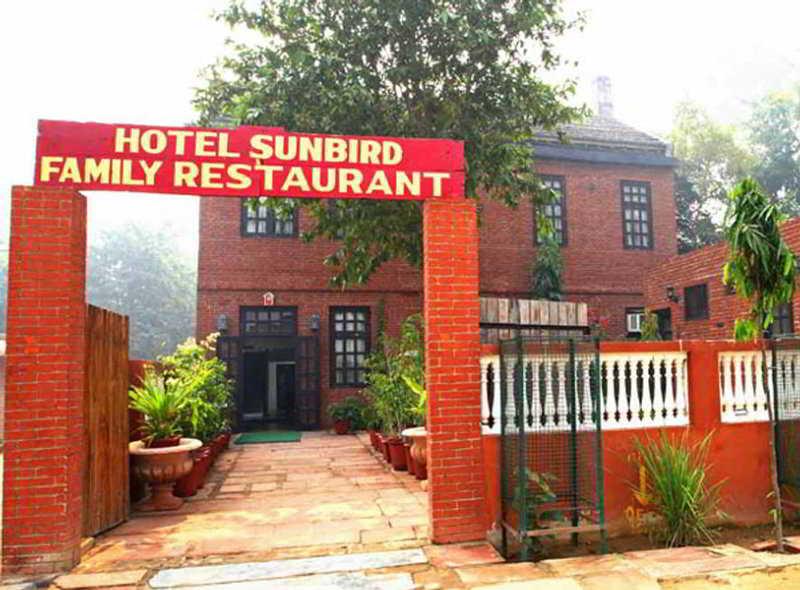 Hotel Sunbird Bharatpur Luaran gambar